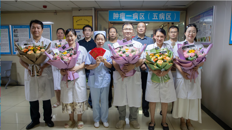 【卓越人文】——致敬医者仁心，共庆中国医师节！